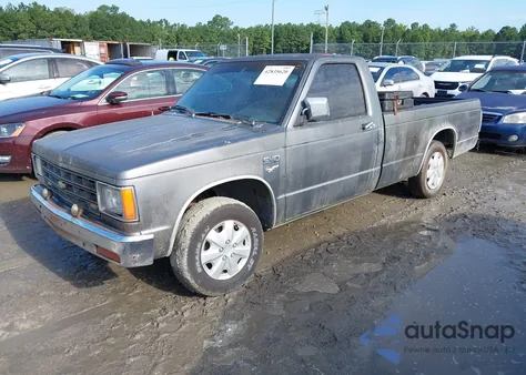 1987 Chevrolet S Truck S10 z USA, uszkodzony, nr VIN 1GCCS14R8H2155000